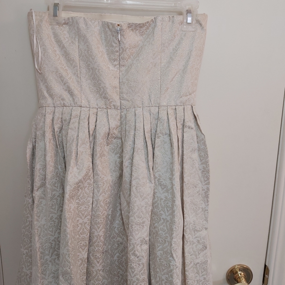 European boutique strapless dress, size 2 - Picture 5 of 6